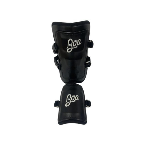 Universal leg guard protecting the shin.